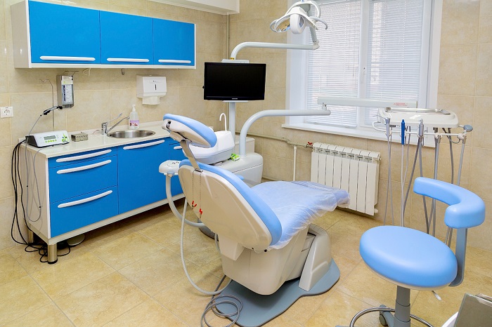Что нельзя делать перед визитом к стоматологу, чтобы прием не превратился в нервотрёпку 