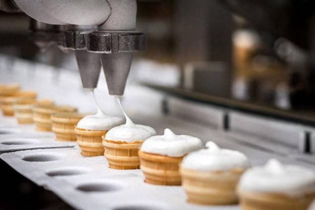 Как и из чего делают мороженое? Описание, фото и видео
