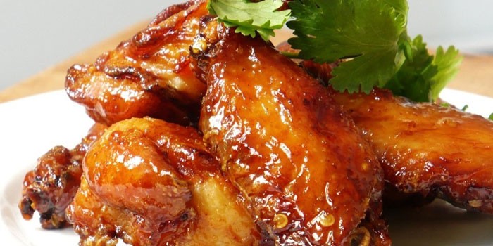 Маринад для курячих крилець - покрокові рецепти соєвого, медового, кефіру, томатного або гострого